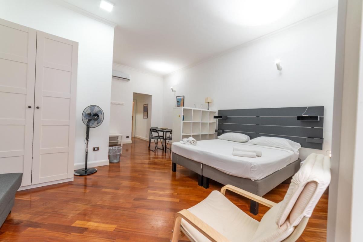 Appartamento Via Atri 25 Napoli Esterno foto